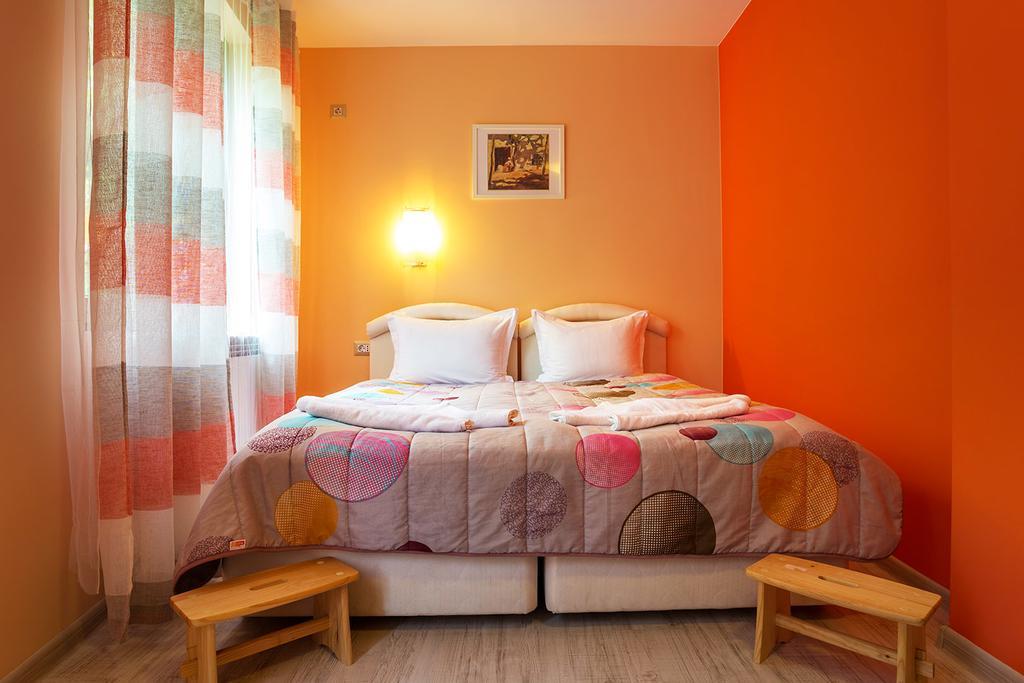 Aparthotel Prostor Kavarna Exteriör bild