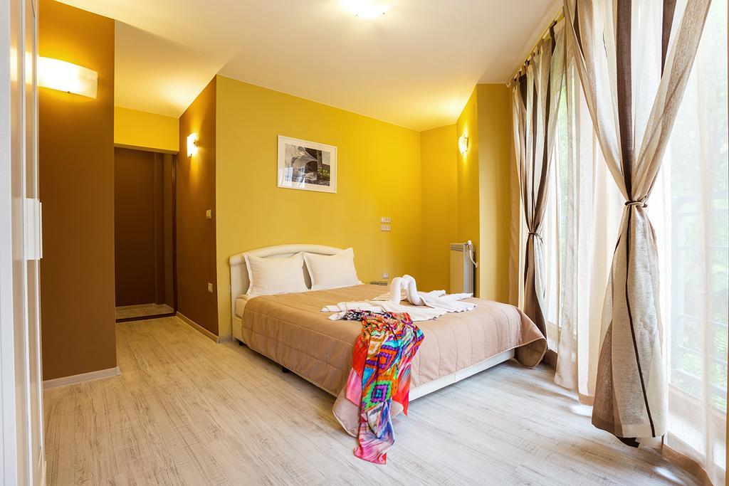 Aparthotel Prostor Kavarna Exteriör bild